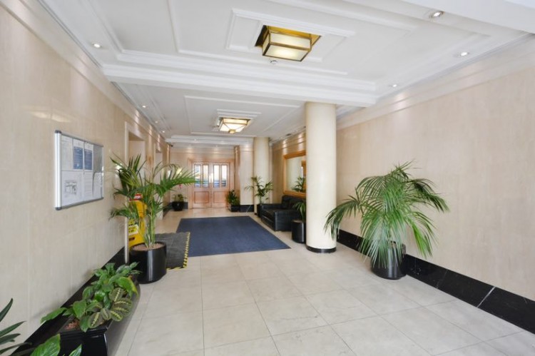 County Hall Apartments, Lambeth, London SE1 - London - London Property Group