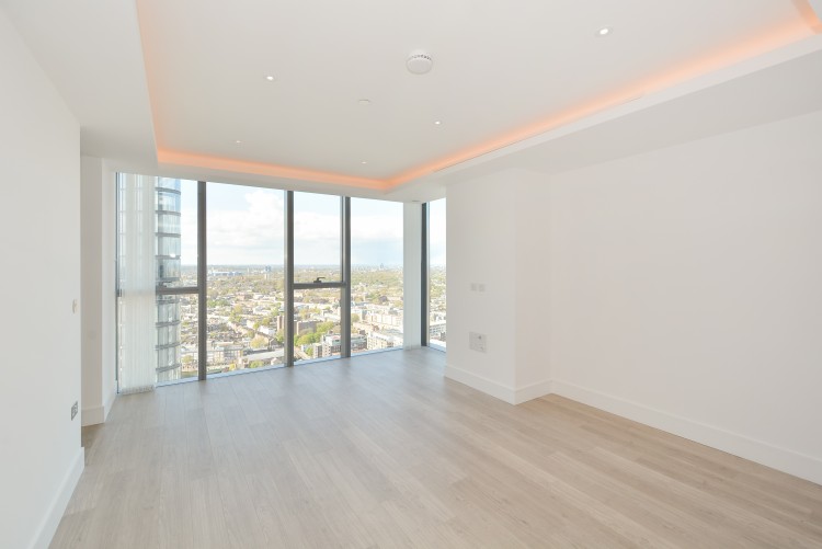 CARRARA TOWER, 250 CITY ROAD - london - London Property Group