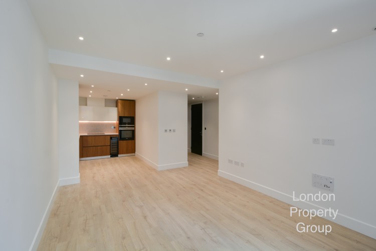 Neroli House, 14 Piazza Walk - london - London Property Group