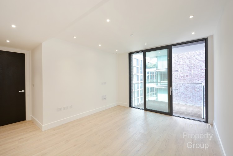 Neroli House, 14 Piazza Walk - london - London Property Group