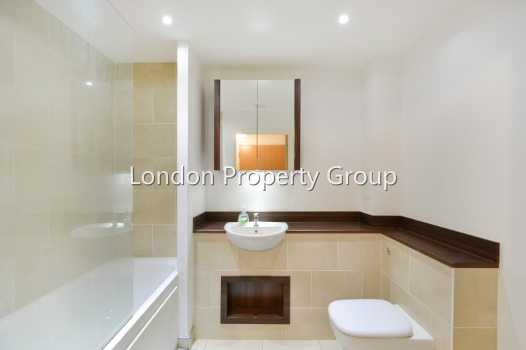 Surrey Quays Road - London - London Property Group