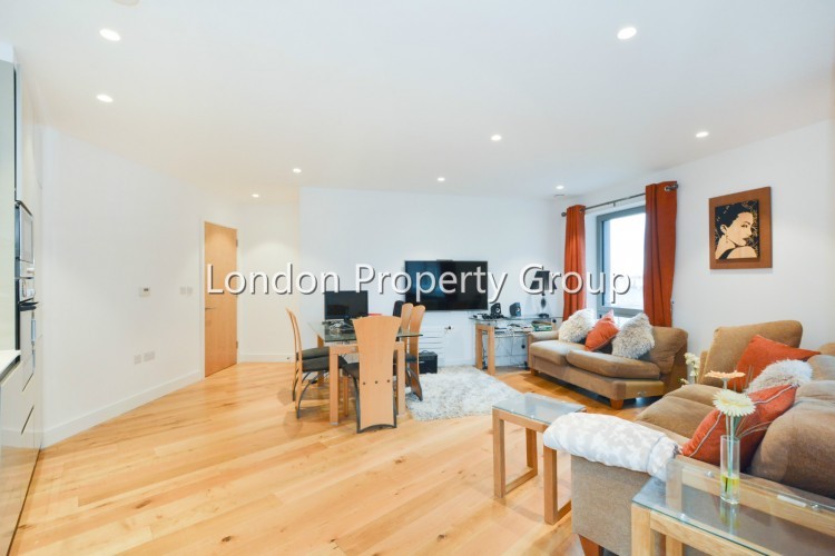 Bywell Place, Canning Town, LONDON - CANNING TOWN - London Property Group