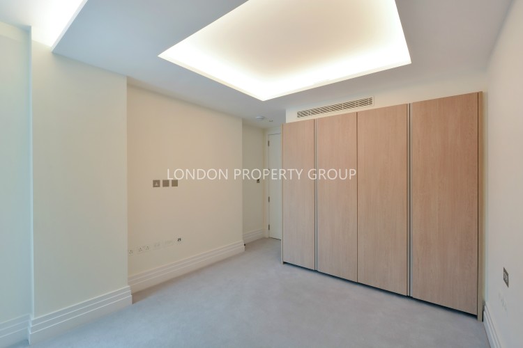 KENSINGTON GARDEN SQUARE - LONDON - London Property Group