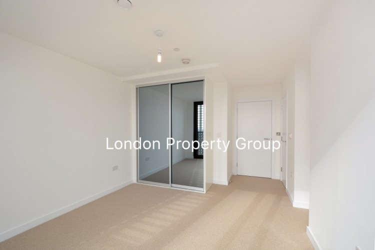 Staophere Tower - London - London Property Group