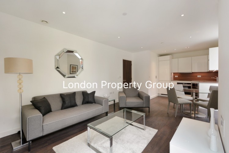 Devan Grove London - London - London Property Group