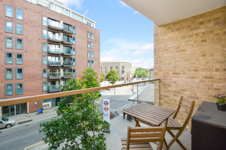 Victoria House, 38 Surrey Quays Rd, Rotherhithe - London - London Property Group